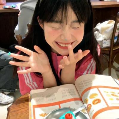 黑料吃瓜官网 - 某知名导演被曝潜规则多名女演员，圈内人心惶惶